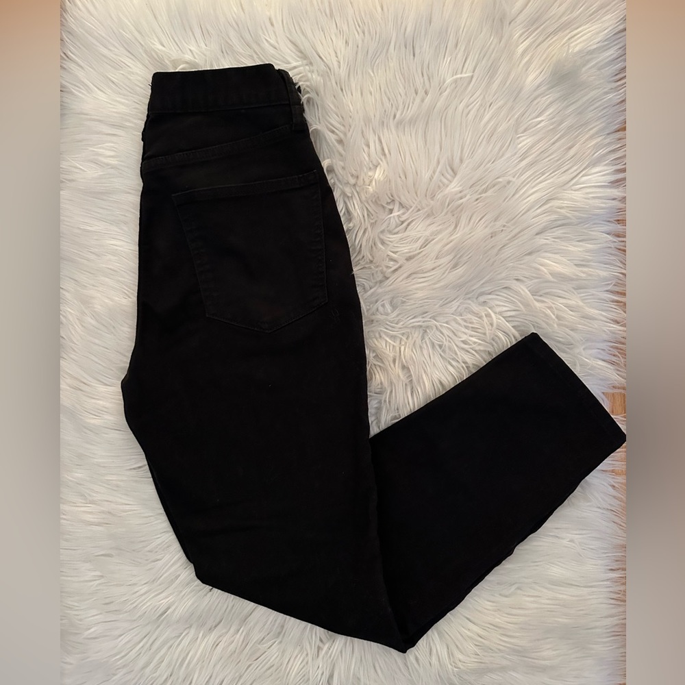 Old Navy “never fade” athletic fit jeans